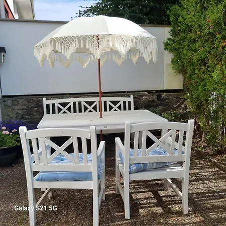 Stylish With Garden Lägenhet